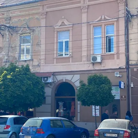 Apartment Suite Mukachevo Exterior foto